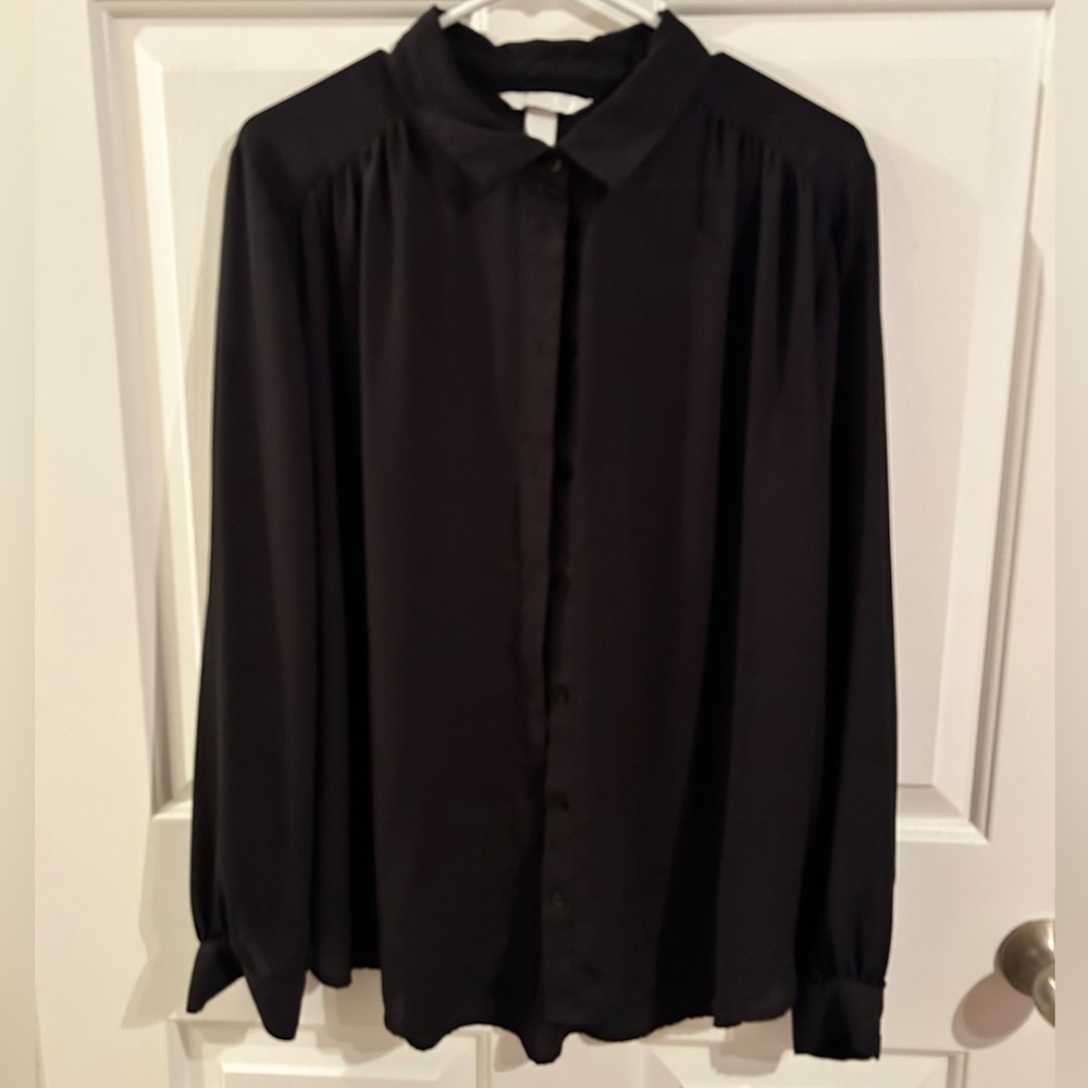 H&M Women's Black Button Down Shirt